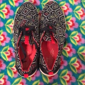 Toms stitched shoes. Size 8.5